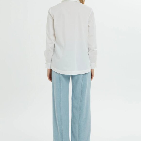 Right Body Hole Embroidered White Shirt - Picture 2 of 5